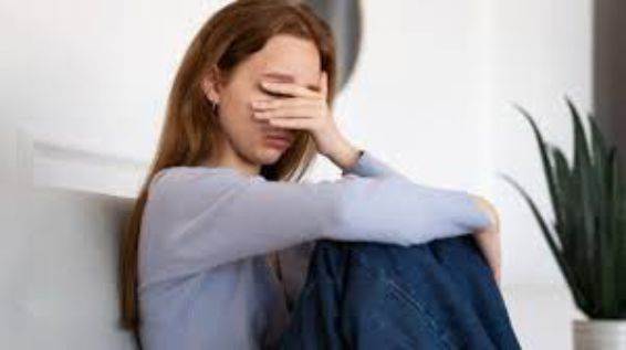 Autismo em Mulheres Florianópolis:  Barreiras para o Diagnóstico do Transtorno do Espectro Autista em Jovens Mulheres e Meninas: uma Revisão Sistemática